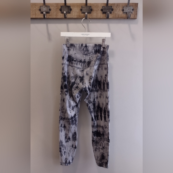 Lululemon Align Legging 25" In Game Day Dark Chrome Multi Size 6 - Picture 3 of 7